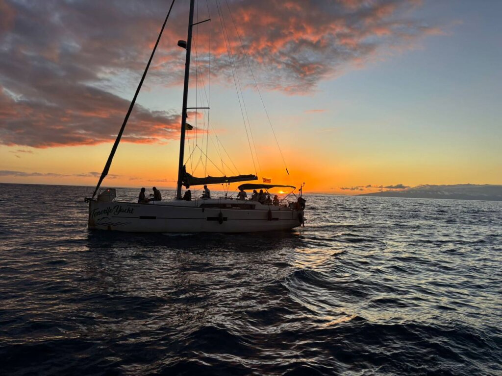 Private sunset cruise aboard a sailing yacht in Tenerife